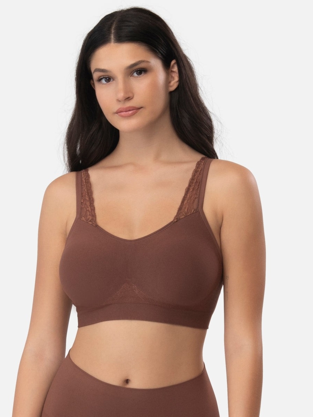 UNDEROUTFIT-The Comfort Bra With Adjustable Lace Straps-445-Cappuchino